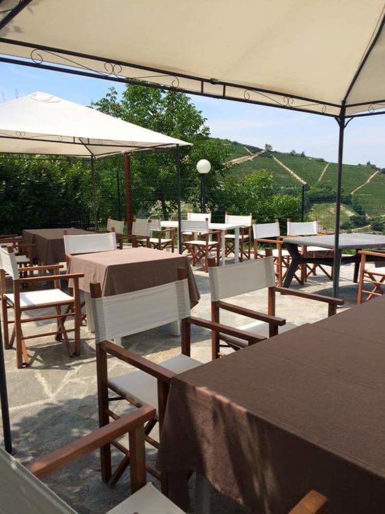 La Terrazza Del Barbaresco Bed & Breakfast Neviglie Exterior photo